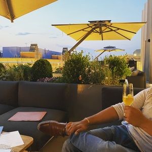 Meet your Posher, Camilo